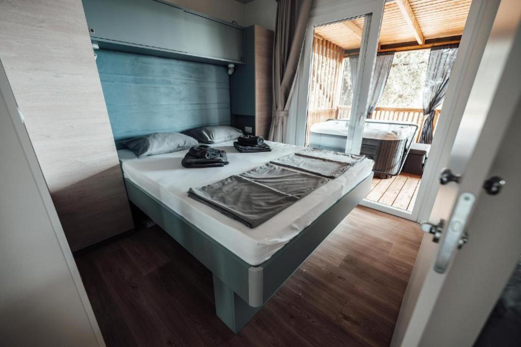 Sea House Pool & Jacuzzi, Bikes, Sup - Privilege Point Camping & Villas سيلتسي المظهر الخارجي الصورة